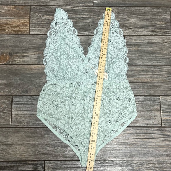 Free People X HAH Comin in Haht Lace Bodysuit Size Large Something Blue - Picture 14 of 16
